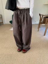 デニアンピンタックバルーンポケットパンツ（2c）