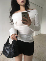 Melting Button Off-Shoulder Tee
