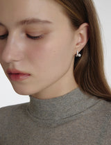 25FW★ エッセンスシルバー(W)モイサナイトフレッシュウォーターパールピアス5mm