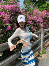 シルエットタイトロングスリーブドボタンtシャツ