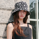 Flower Eyelet Bucket Hat (Black-White)