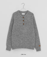 Genif Raglan Round Button Knit