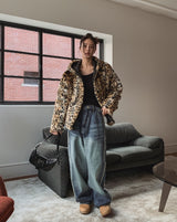 Blurry pattern hooded fur jumper