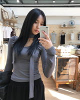 Muffler v neck T