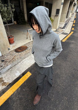 FLEECE FINGER-HOLE HOOD TOP