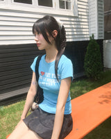 ヒルズ スリムレタリングプリント半袖Tシャツ