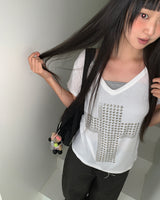 チェッキングクロススタッドシースルーVネックショートスリーブTシャツ
