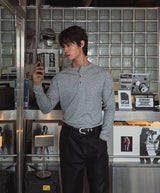 コーンマッスルフィットヘンリーネックロングスリーブTシャツ