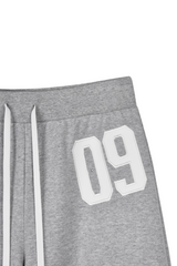 09 Numbering straight pants
