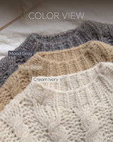 Wool loose cable knit