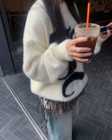 B angora knit