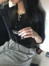 26FW★ [MADE] Fowor Henley Neck Button Slim Three Quarter T-Shirt