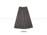 FLUID PLEATS LONG SKIRT