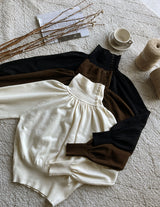 Colb Puff Shirring Button Polar Knit