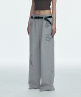 TATTOOED GRAPHIC SWEATPANTS_GREY