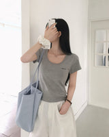 "ONLY" レタリングUネックショートスリーブTシャツ
