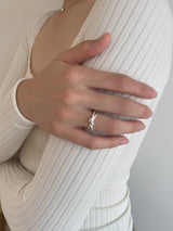 BRIEF KNOT RING