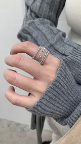 Metal punching line silver ring