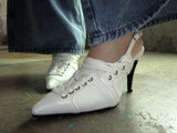 Sneakers point heels