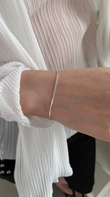 Silver line@bracelet
