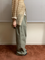アーバンピンタックパンツ