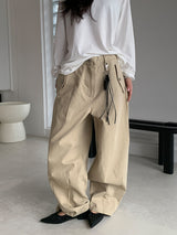 CURVED TUCK COTTON TROUSER