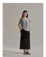 Lace embroidered slit straight skirt
