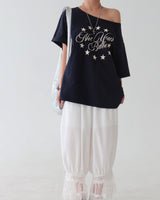 スターレタリングオフショルダーボクシー半袖Tシャツ