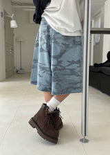 CAMO HALF BERMUDA PANTS