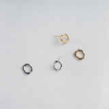 エルミンイレギュラーフープピアス