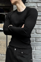 muscle-fit raglan ribbed knitwear