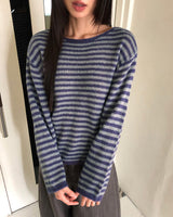 ズリストライプパターンラウンドネックルーズフィットロングスリーブニット