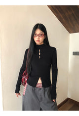 ハーフタートルネックVネックスリット長袖ニット