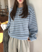 クロヘアリーボーダーヘンリーネックニット