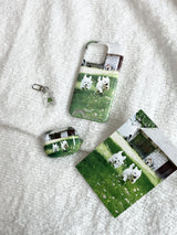 [ジョギング中の子犬のAirPods/Budsケース]