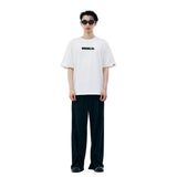 MEA BASIC LOGO T-SHIRT [WHITE]