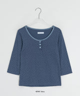 Lana U-neck Star Henley Neck Three Quarter Tee