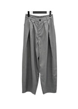 Curved Balloon Pleated Wrap Slacks