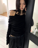 ボラフリルホルターオフショルダーニット