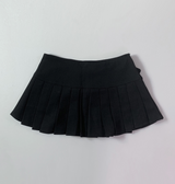 デレナベルトプリーツスカート (Black)