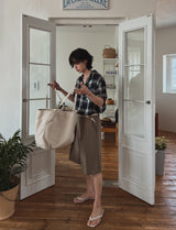 Isle One Tuck Bermuda Half Slacks