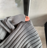  Isabelle Vienna V-Neck Loose Fit Ribbed Long Sleeve Knit
