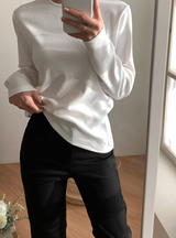 テイクオールシーズンリベッドラウンドtシャツ/ 5 カラーズ