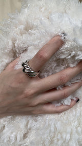 Bold twist ring