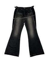 Even zipper flared denim