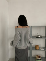 Off-shoulder cotton training band string sweatshirt (2 colors)
