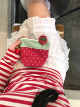 【お気に入り追加で応募】love berry pouch