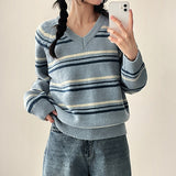 Lea Dotom Dangara V-neck Knit