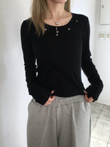 End U Neck Eyelet Studded Crop Tee (6c)