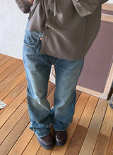 Evra Vintage Washing Semi-Bootcut Denim Pants